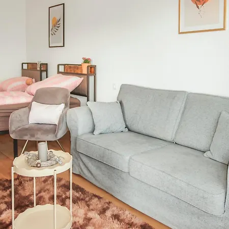 Modern Near Bad Nauheim & Close To Friedberg Апартаменты