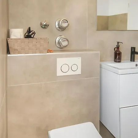 Modern Near Bad Nauheim & Close To Friedberg Апартаменты Wollstadt