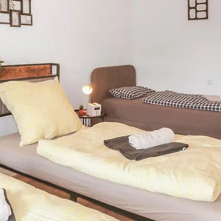 Апартаменты Modern Near Bad Nauheim & Close To Friedberg Wollstadt