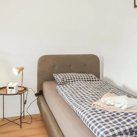 Апартаменты Modern Near Bad Nauheim & Close To Friedberg