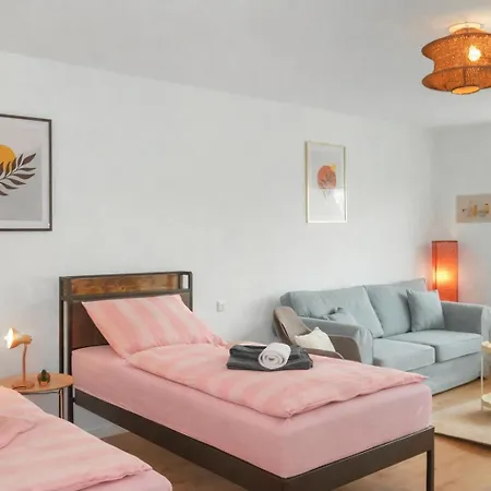 Apartment Modernes 3 Naehe Friedberg & 30 Min Zur Frankfurter Messe